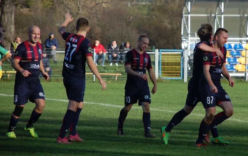 Piłka nożna. V liga. Podtrzymana seria Ostoi Kołaczyce