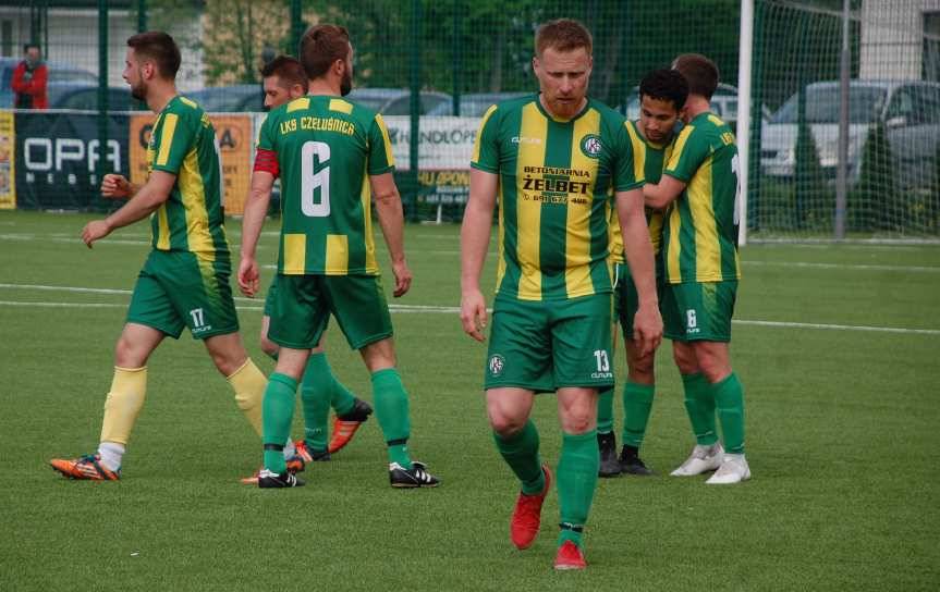 Piłka nożna. V liga. Czeluśnica postawiła się Cosmosowi