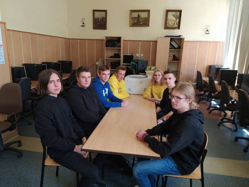 Sukces uczniów Zespołu Szkół nr 4 im. Jana Pawła II w Jaśle