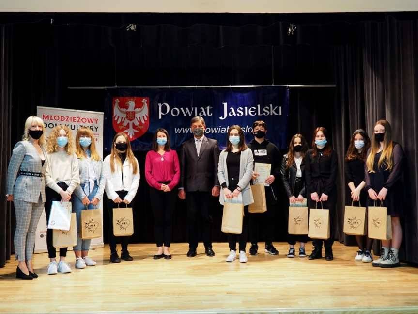 Laureaci konkursu plastycznego "Kobiety popkultury"