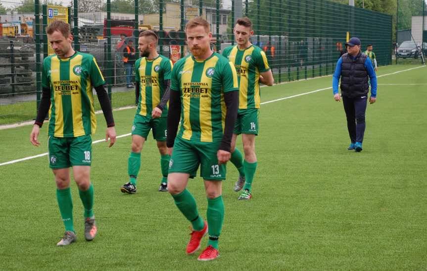 Piłka nożna. V liga. Mecze o wszystko Ostoi i Skołyszyna. W Jaśle derby powiatu Czeluśnica - Tempo