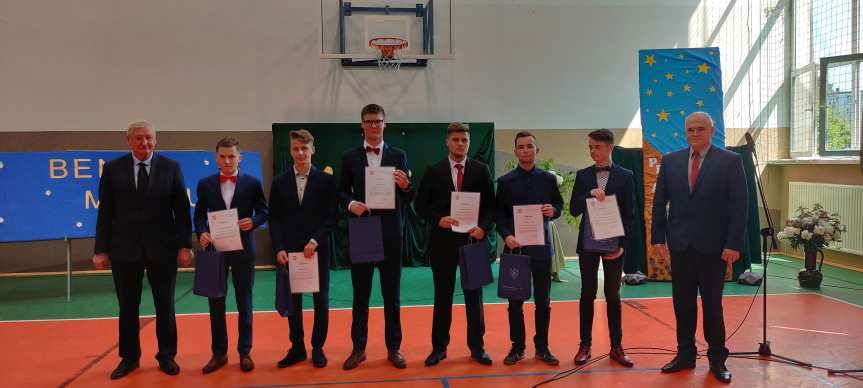 Wyróżnienia "Bene Meritus - dobrze zasłużony" dla uczniów powiatu jasielskiego