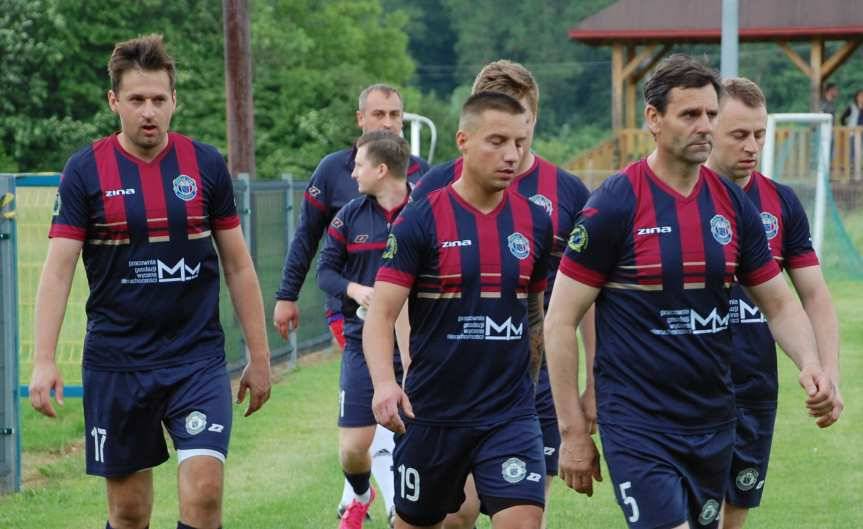 Piłka nożna. V liga. Dzisiaj Ostoja Kołaczyce gra z Markiewicza Krosno