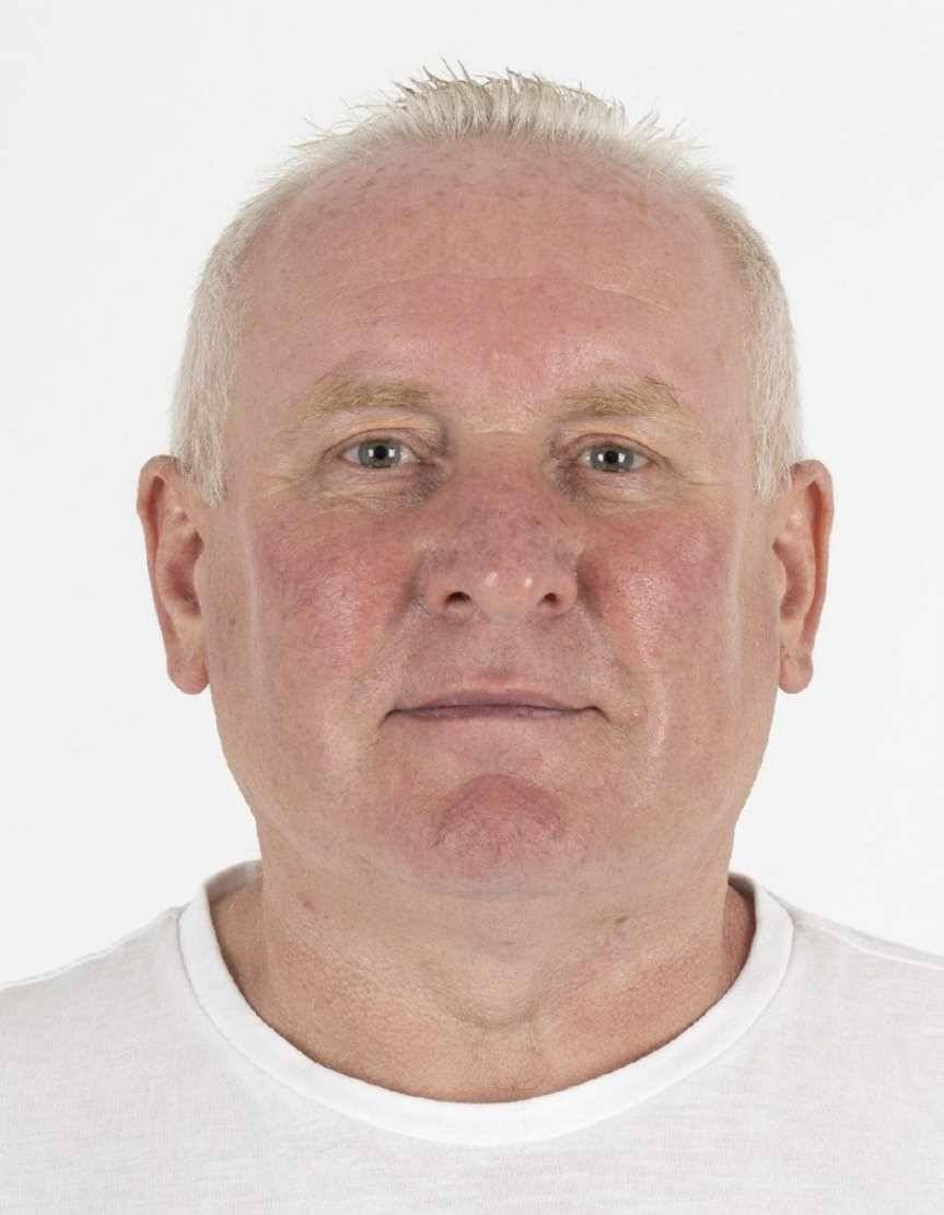 Podejrzany o potrójne zabójstwo Jacek Jaworek jest poszukiwany listem gończym