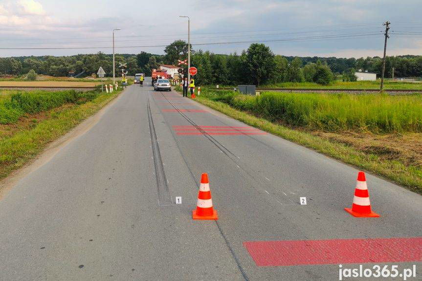 Zderzenie szynobusu z samochodem osobowym w Szebniach