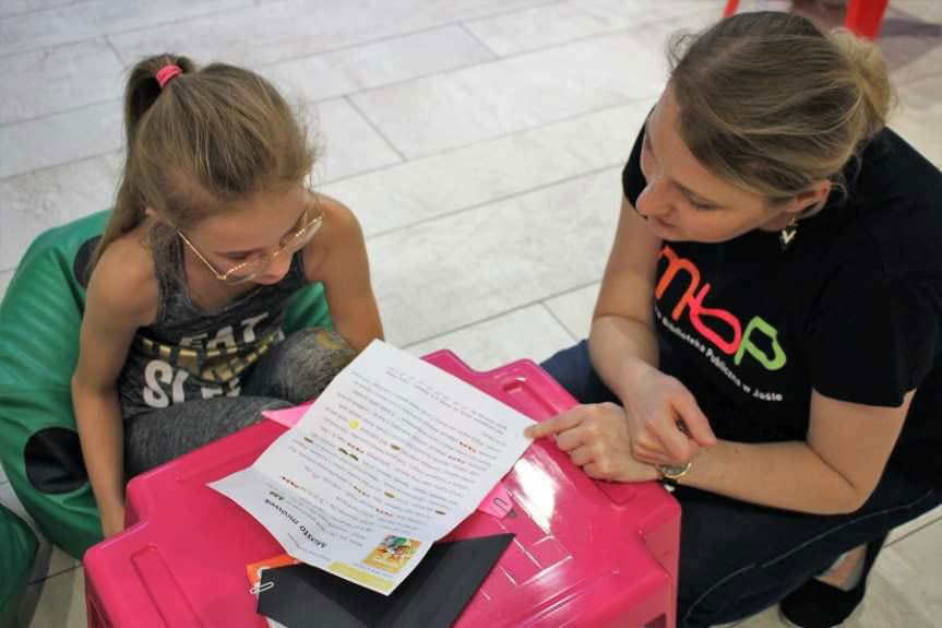 MBP w Jaśle: językowy zawrót głowy - zabawy z ojczystym