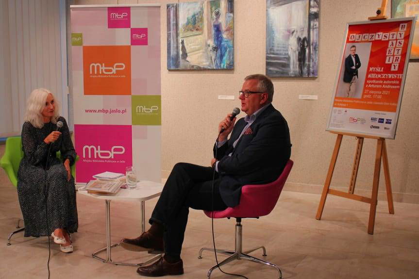 Artur Andrus był gościem MBP w Jaśle