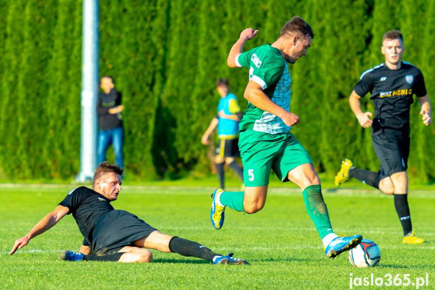 Emocji nie zabrakło. LKS Skołyszyn - LKS Czeluśnica 2:1