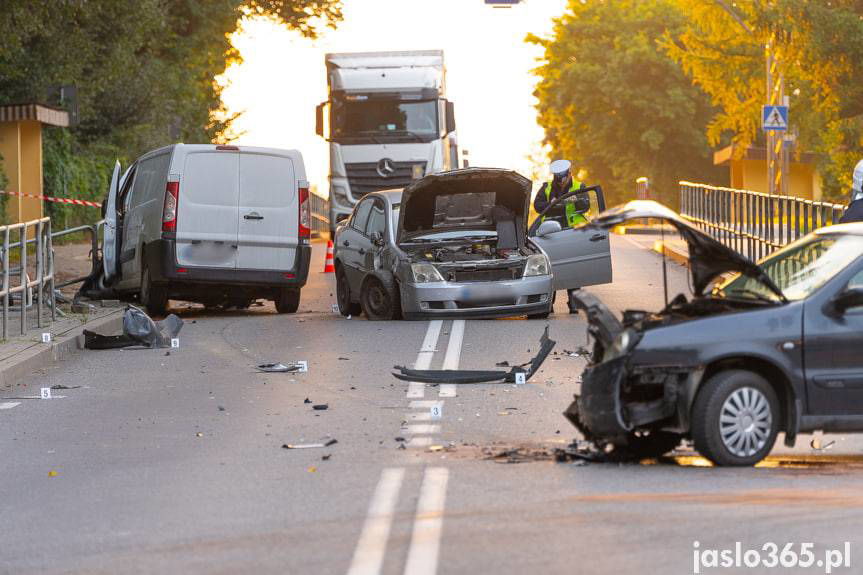 Wypadek w Szebniach na DK28
