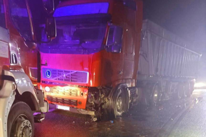 REGION. Czołowe zderzenie samochodów. Poszkodowane dziecko