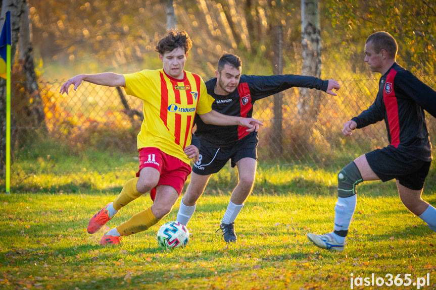 Porażka za porażką. Czardasz Osiek Jasielski przegrywa w Zręcinie