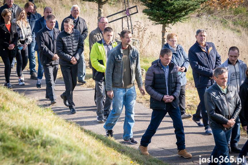 Ksiądz prałat Jan Kulpa spoczął na cmentarzu w Święcanach