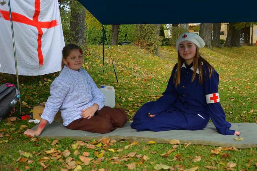 Terenowa gra z harcerzami z 15 Drużyny Harcerskiej "Płomienie" w Szebniach