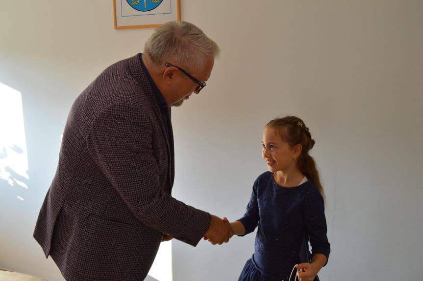 Zosia Gronek nagrodzona przez wójta za wyniki sportowe