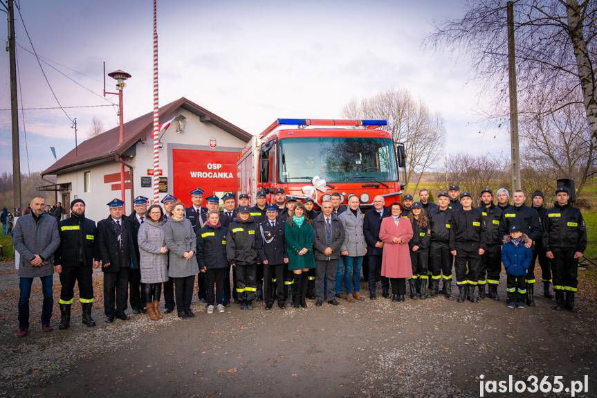 Z Baden do Wrocanki. Strażacy odebrali nowy samochód