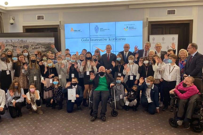 Jakub Świszcz nagrodzony w Senacie RP