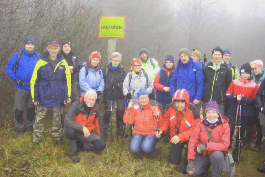 Wędrowali urokliwymi ścieżkami polsko-słowackiego pogranicza w Magurskim Parku Narodowym