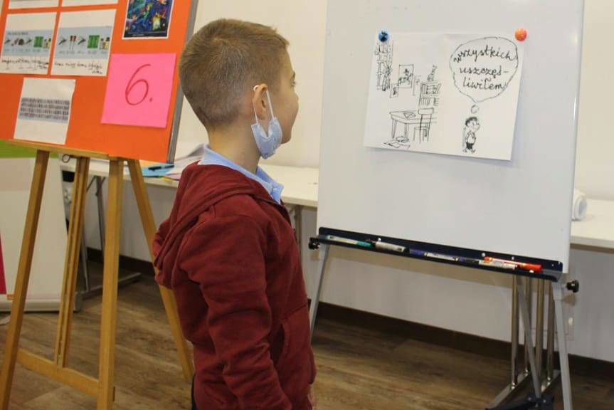 Mikołajki z Mikołajkiem w bibliotece w Jaśle