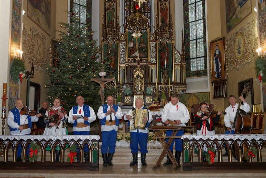 Koncert kolęd "Dla tej Miłości Maleńkiej"
