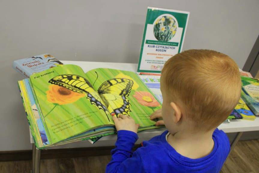 Wiosenne malowanie na firanie