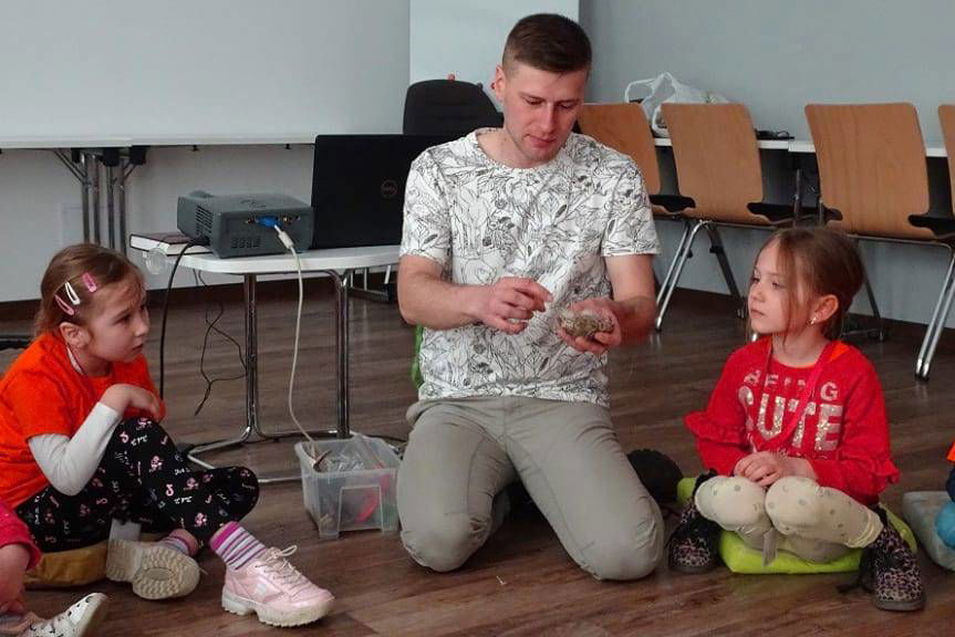 Studenci Jasielskiego Uniwersytetu Dziecięcego wcielili się w tropicieli