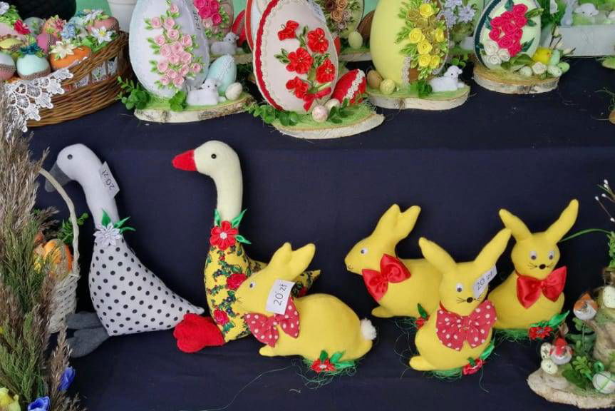 Wielkanocny Jarmark Charytatywny w Kołaczycach "Pomoc Ukrainie"