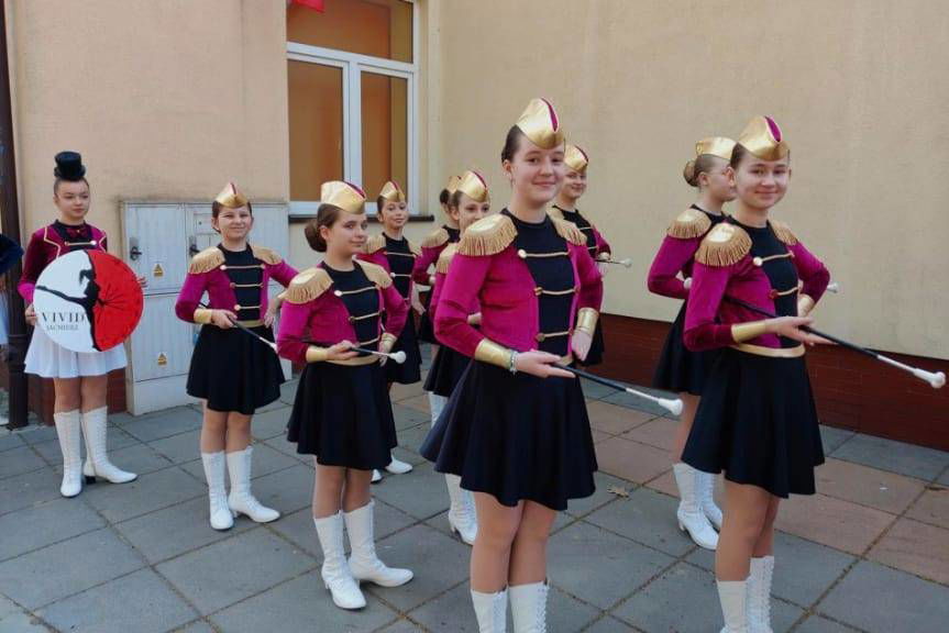 Mażoretki "Migotki" z tytułem Mistrza Polski Południowo-Wschodniej