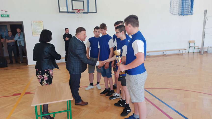 Turniej Piłki Siatkowej SP o puchar Wójta Gminy Osiek Jasielski