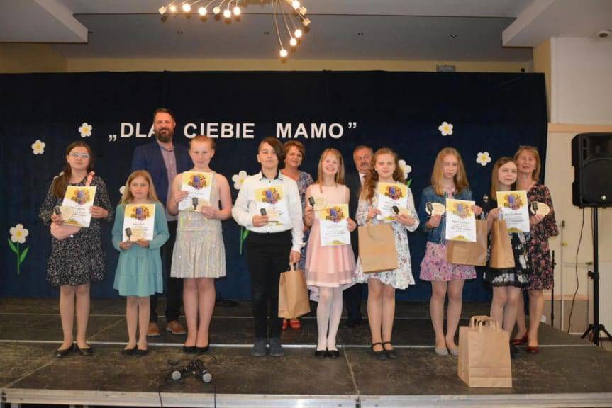 Konkurs piosenki "Dla Ciebie Mamo"