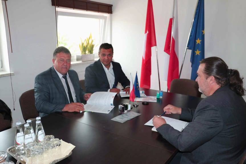 Podpisano umowy na budowę kanalizacji sanitarnej w Gminie Osiek Jasielski