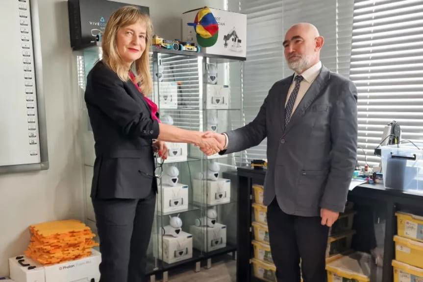 Partnerstwo jasielskich szkół na rzecz rozwoju robotyki