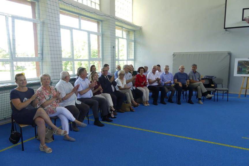 Sala gimnastyczna po remoncie w Trzcinicy oddana do użytku