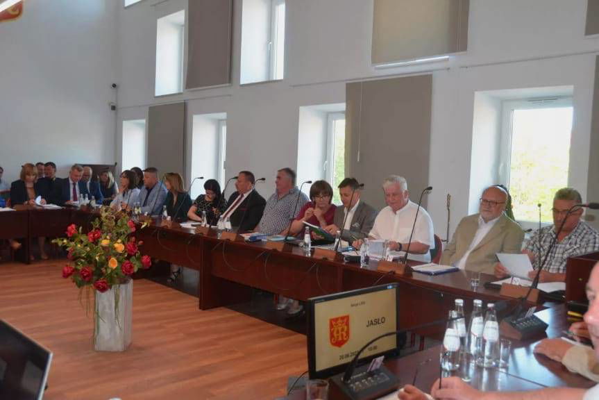 Absolutorium i wotum zaufania dla burmistrza