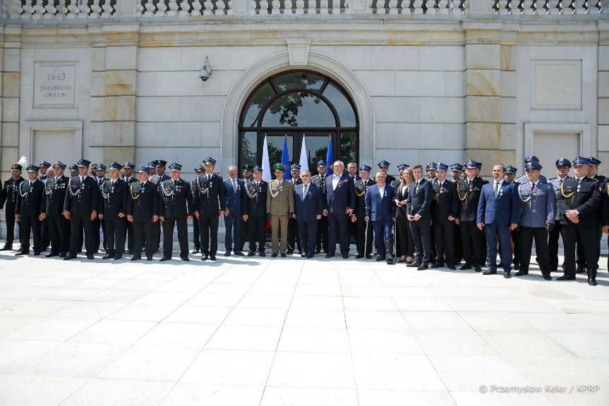 Prezydent RP nadał odznaczenia państwowe strażakom z powiatu jasielskiego