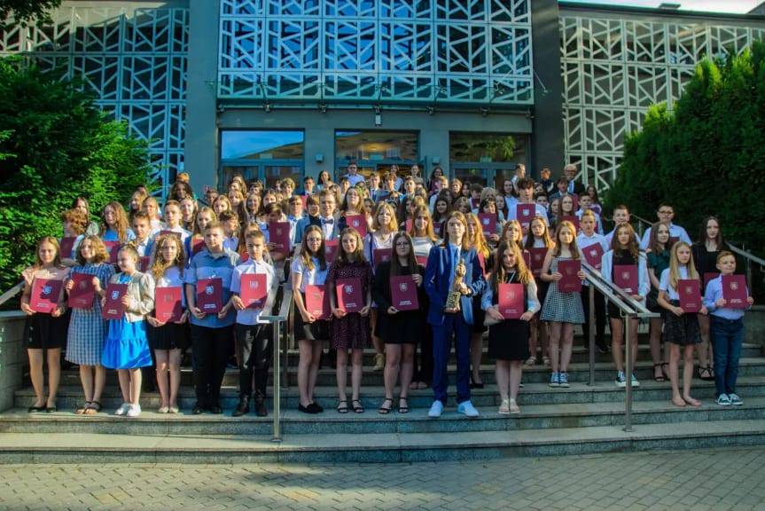 Nagrodzono najlepszych uczniów jasielskich szkół