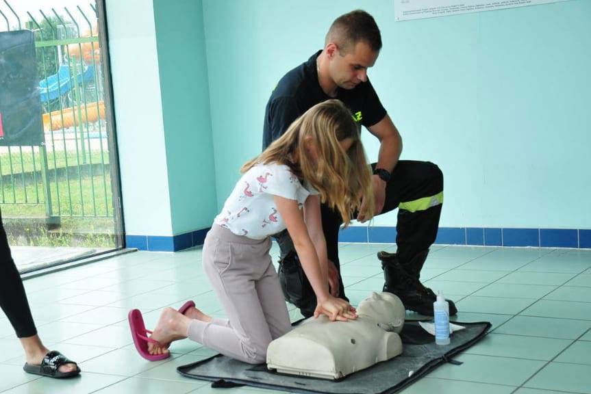 Spotkali się z dziećmi w ramach kampanii  "Kręci mnie bezpieczeństwo nad wodą"