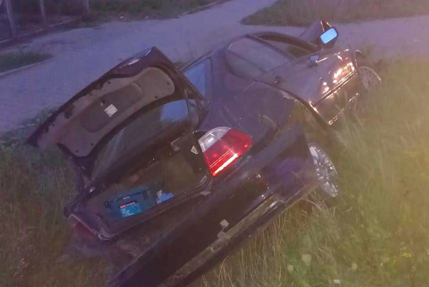 Kołaczyce. Zjechał z drogi i uderzył w betonowy przepust