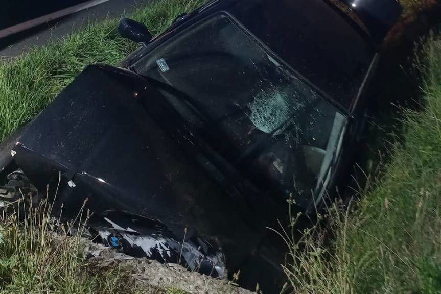 Kołaczyce. Zjechał z drogi i uderzył w betonowy przepust