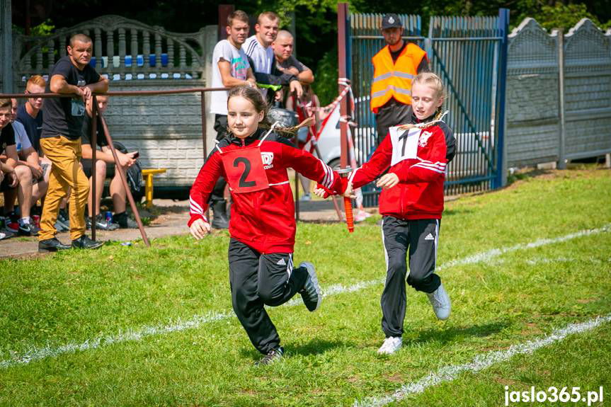 Gminne zawody sportowo - pożarnicze w Nowym Żmigrodzie