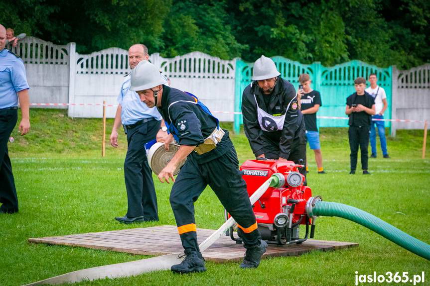 Gminne zawody sportowo - pożarnicze w Nowym Żmigrodzie