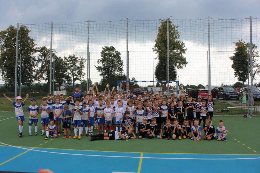 Wakacyjny turniej piłkarski w Szebniach