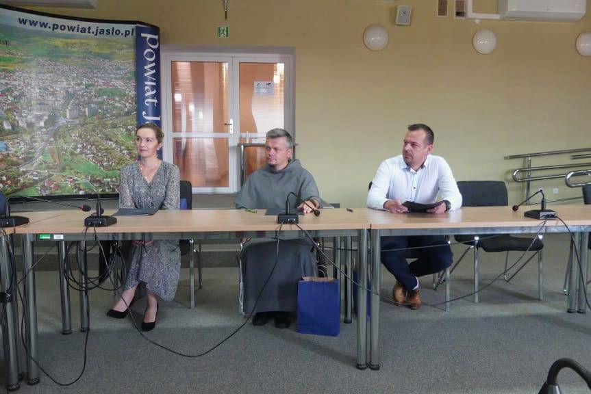 Nauczyciele z powiatu jasielskiego otrzymali awanse 