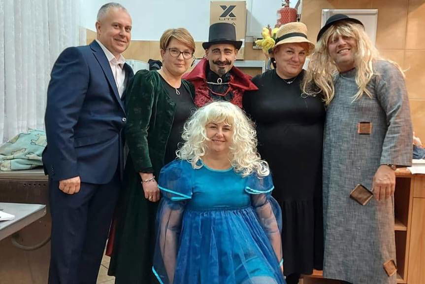 Narodowe Czytanie w formie inscenizacji w Warzycach