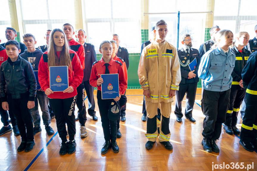 Wręczono promesy dla Młodzieżowych Drużyn Pożarniczych