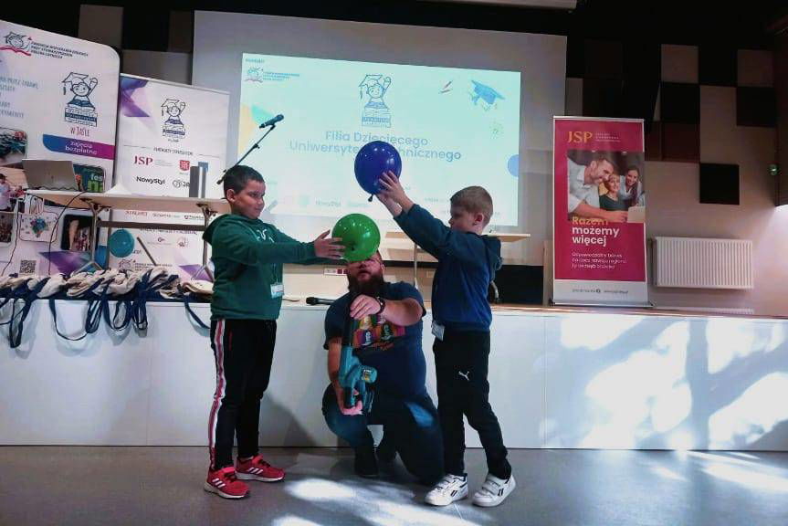 To już piąty semestr Dziecięcego Uniwersytetu Technicznego w Jaśle