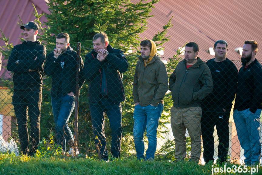 Mrukowa wygrywa w Nienaszowie