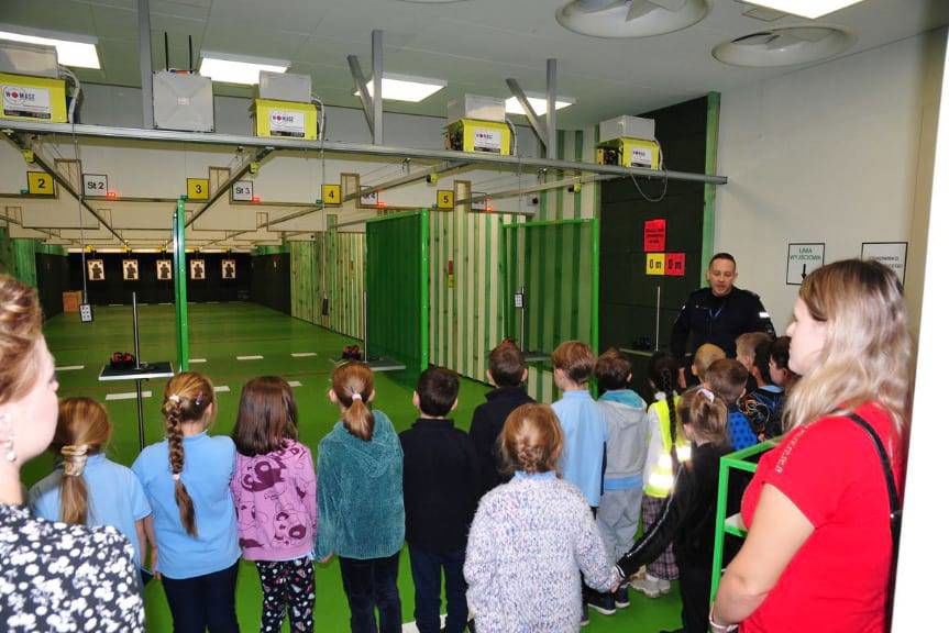 Dzieci odwiedziły jasielską komendę