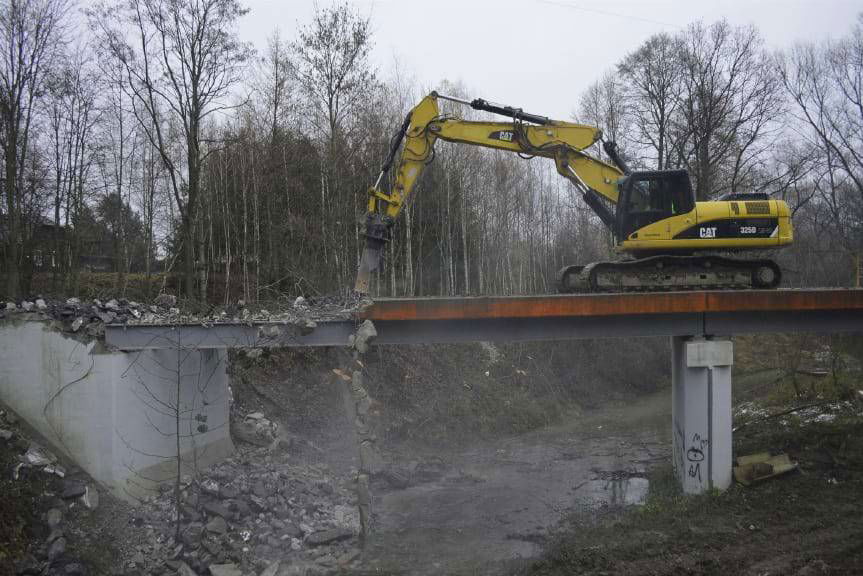 Burzą most, będzie nowy