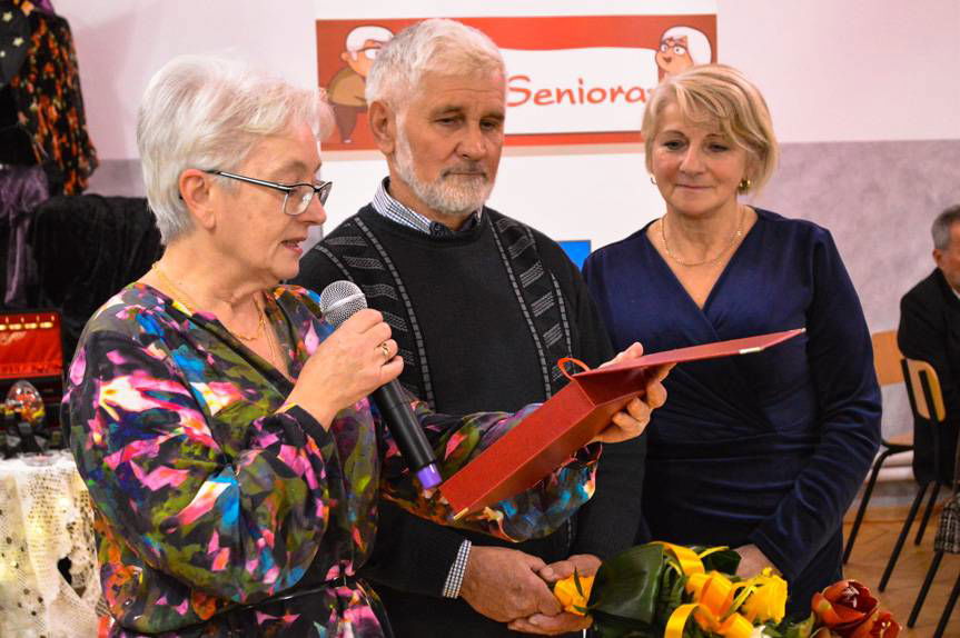 Seniorzy bawili się na balu andrzejkowym