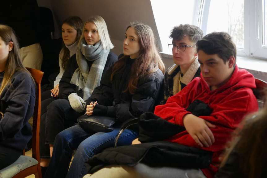 Młodzież z Erasmusa gościła w Ożennej